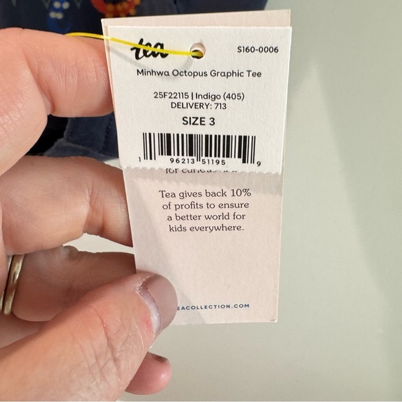 NWT Tea Collection Minhwa Octopus Graphic Tee in Indigo Size 3T - Picture 3 of 7